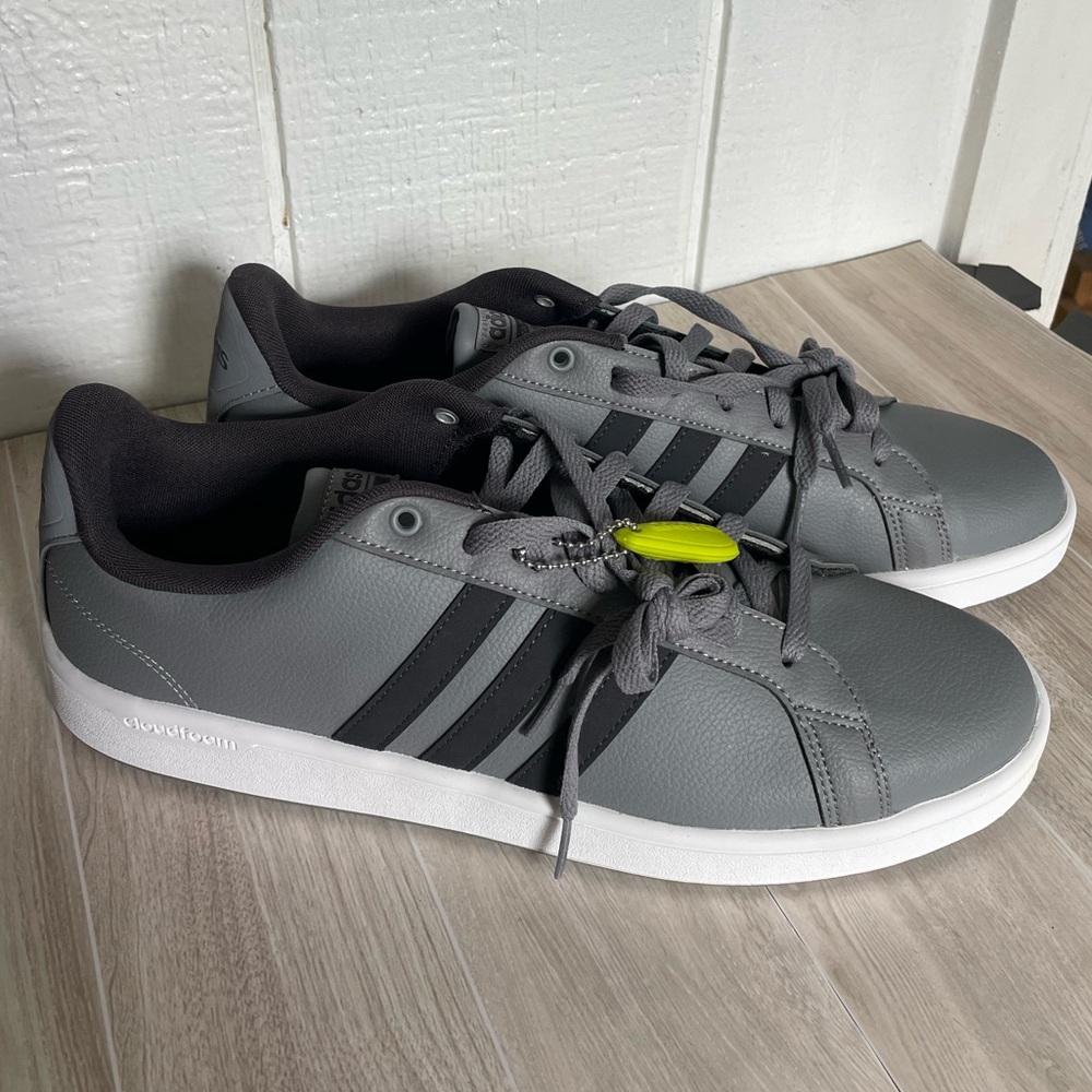 adidasNEO CF ADVANTAGE New in box size 12 1/2 - Gray